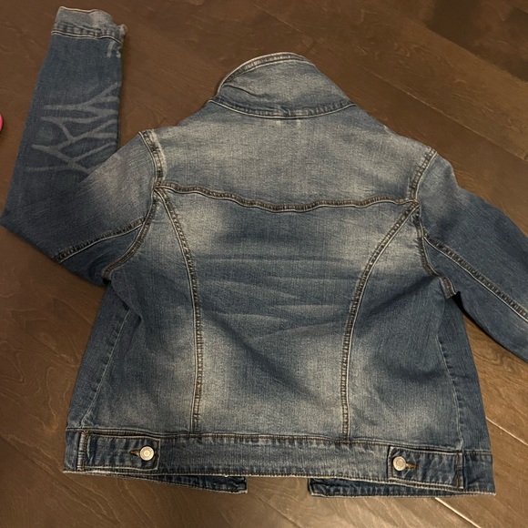 Women’s Jean jacket size: XL - Picture 3 of 3